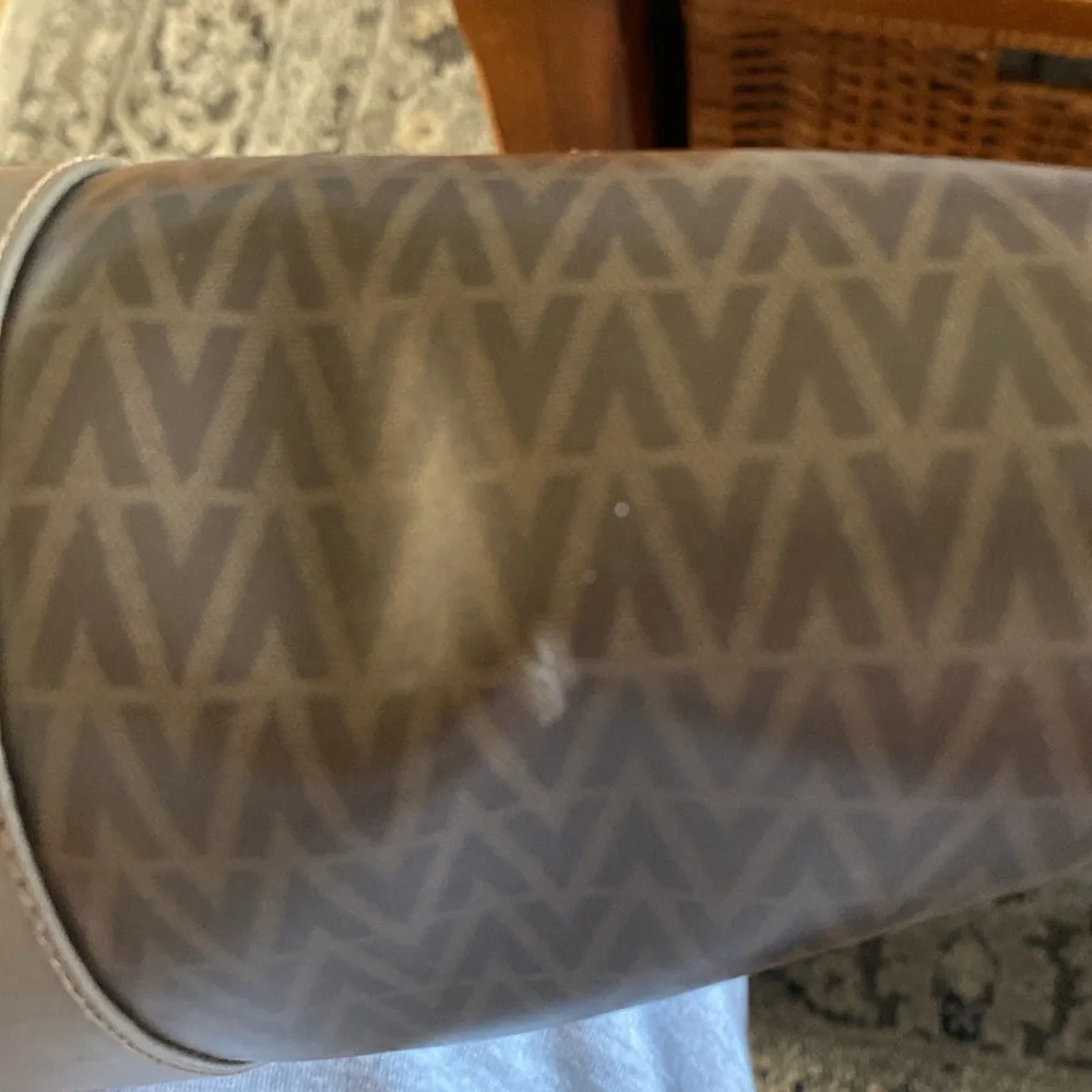 Authentic Vintage Valentino Crossbody - Picture 7 of 7